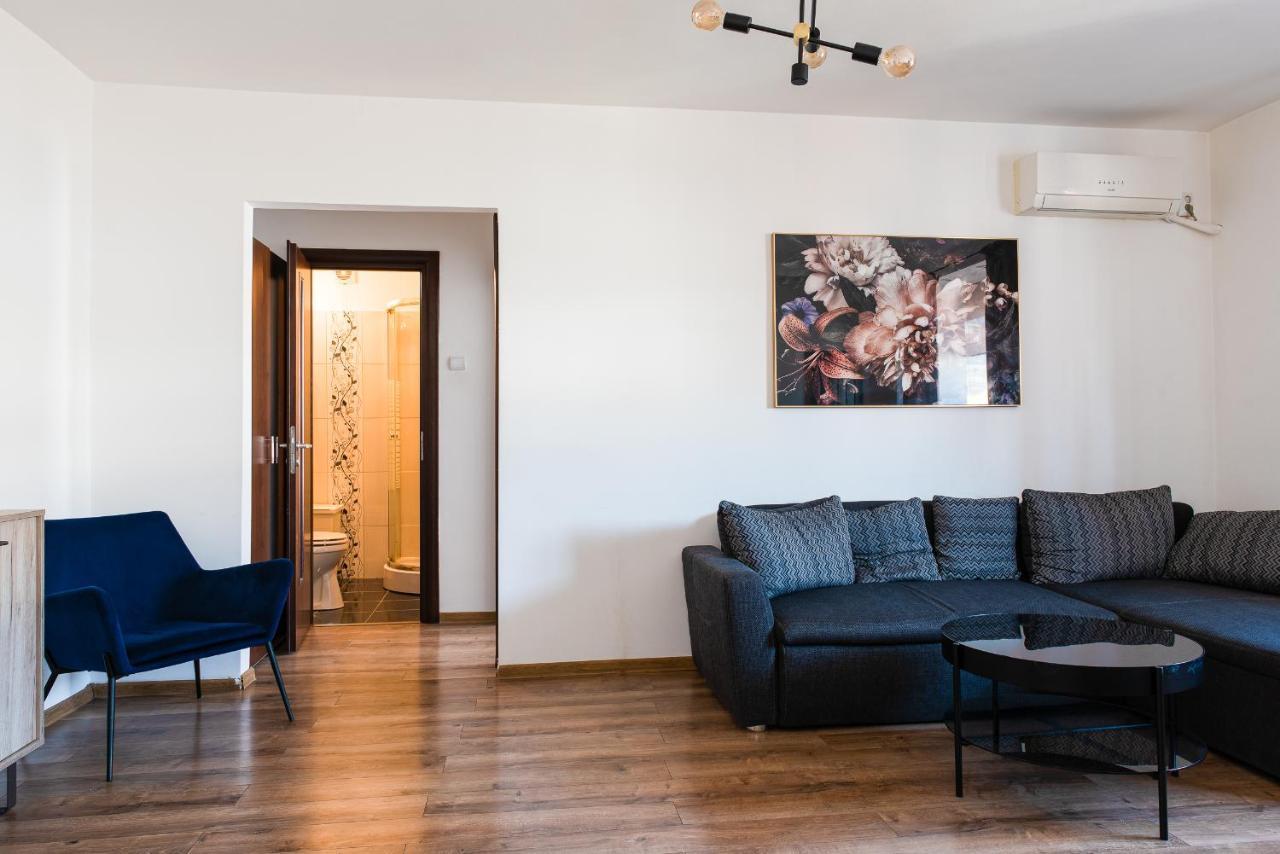 Chic 2-Room Apartment In The Heart Of Bucharest With Amazing View Kültér fotó