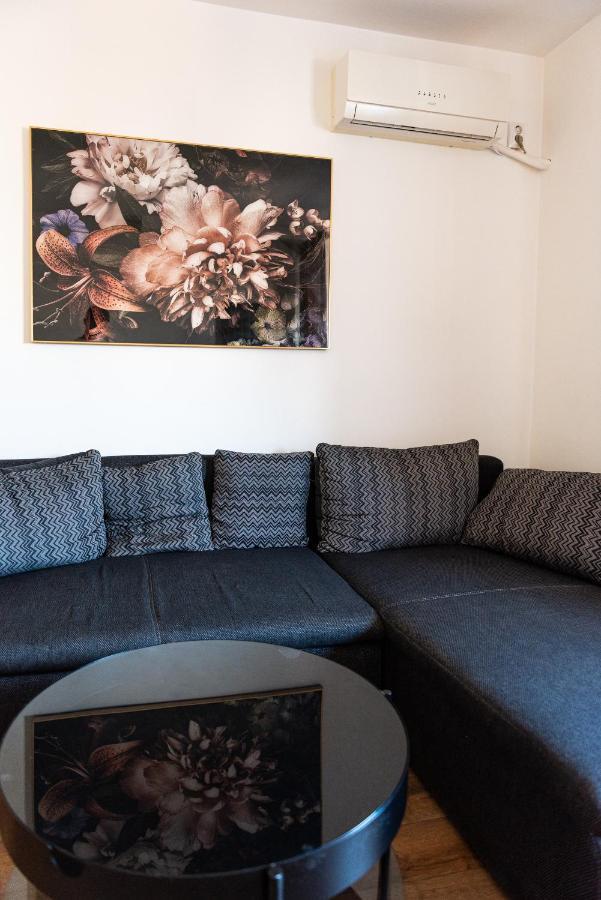Chic 2-Room Apartment In The Heart Of Bucharest With Amazing View Kültér fotó